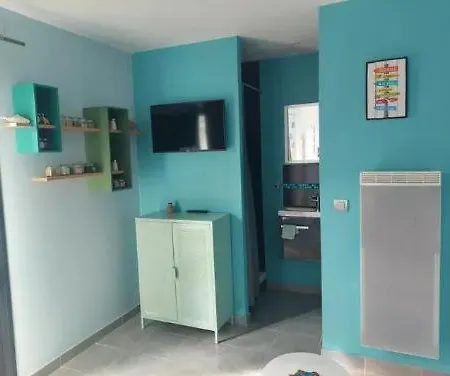 D'hotes Auvergne Proche Issoire לינה וארוחת בוקר Saint-Germain-Lembron